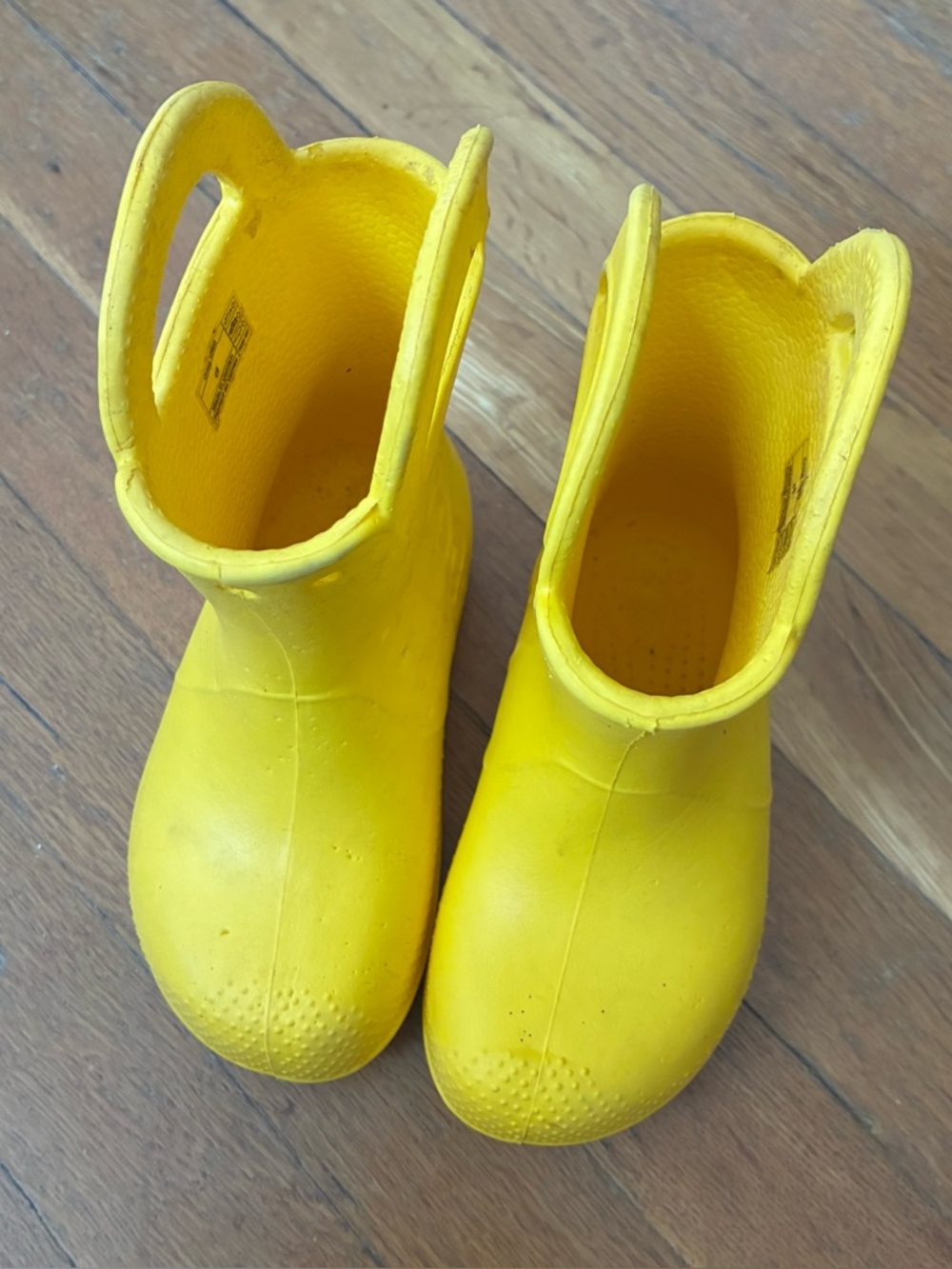 Yellow Crocs Rainboots - Picture 2 of 9